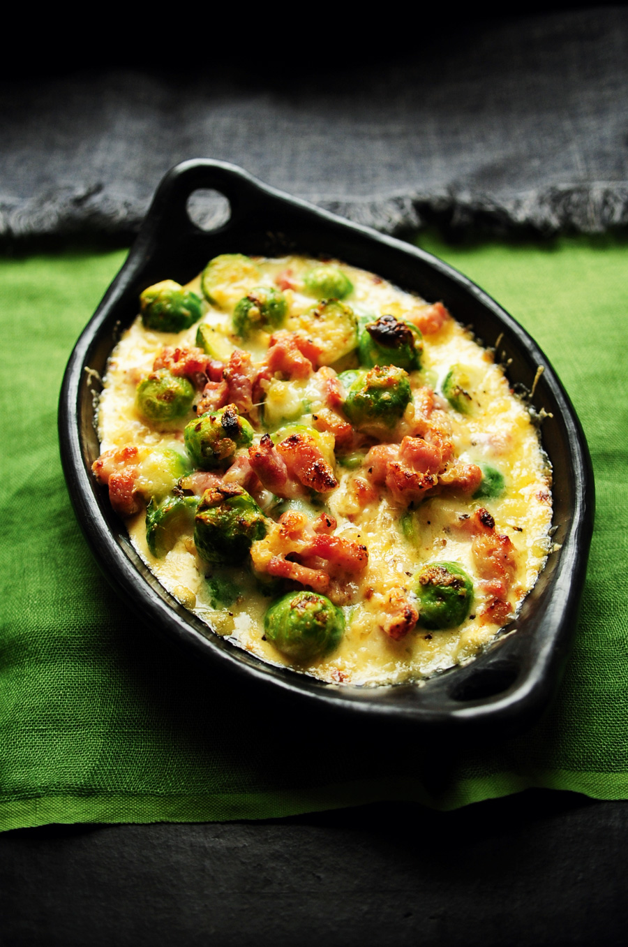 Brussels sprouts, cheese and smoked bacon gratin