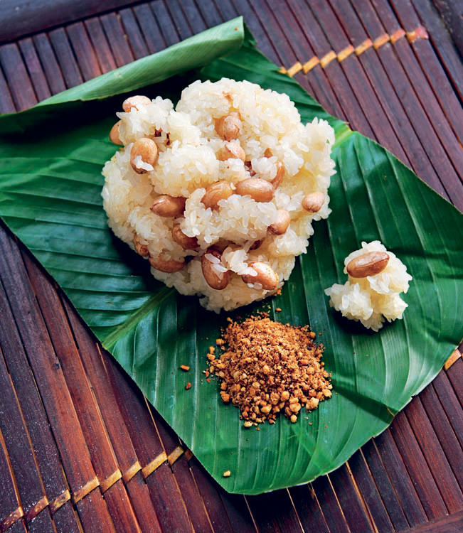 Sticky Rice With Peanuts P70