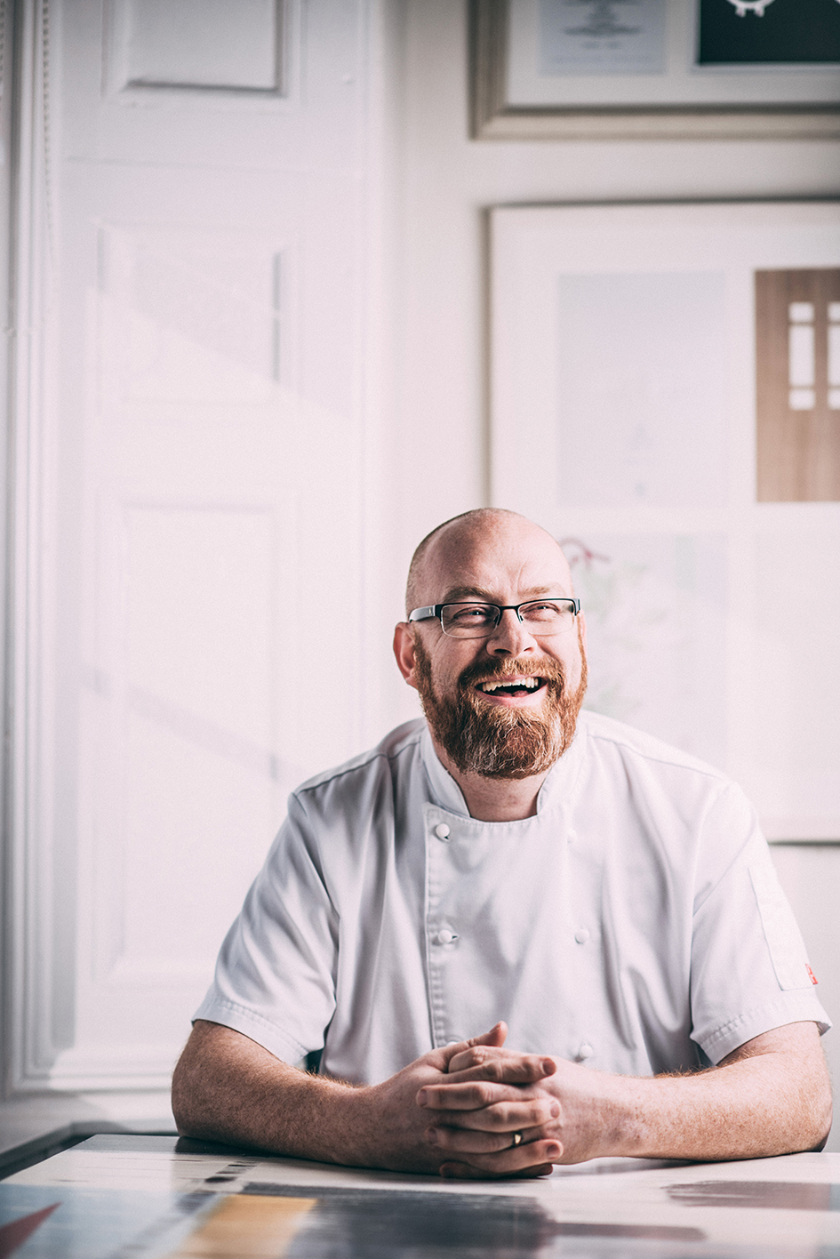 Simon Hulstone Photo