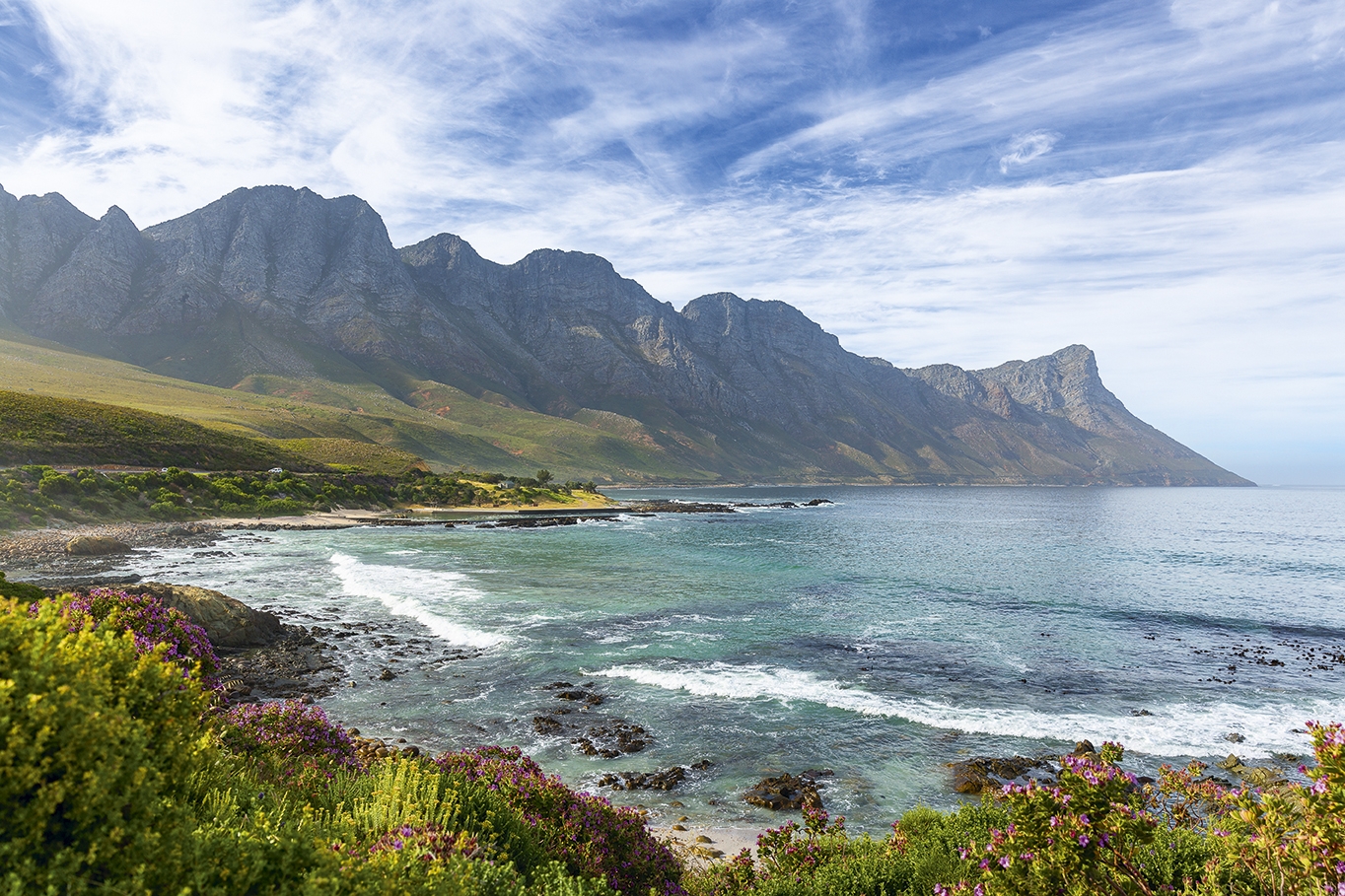 Most Popular Tourist Destinations in the Western Cape, South Africa https://foodandtravel.com/assets/img/content/gourmet/SAF_103.jpg?utm_source=chatgpt.com