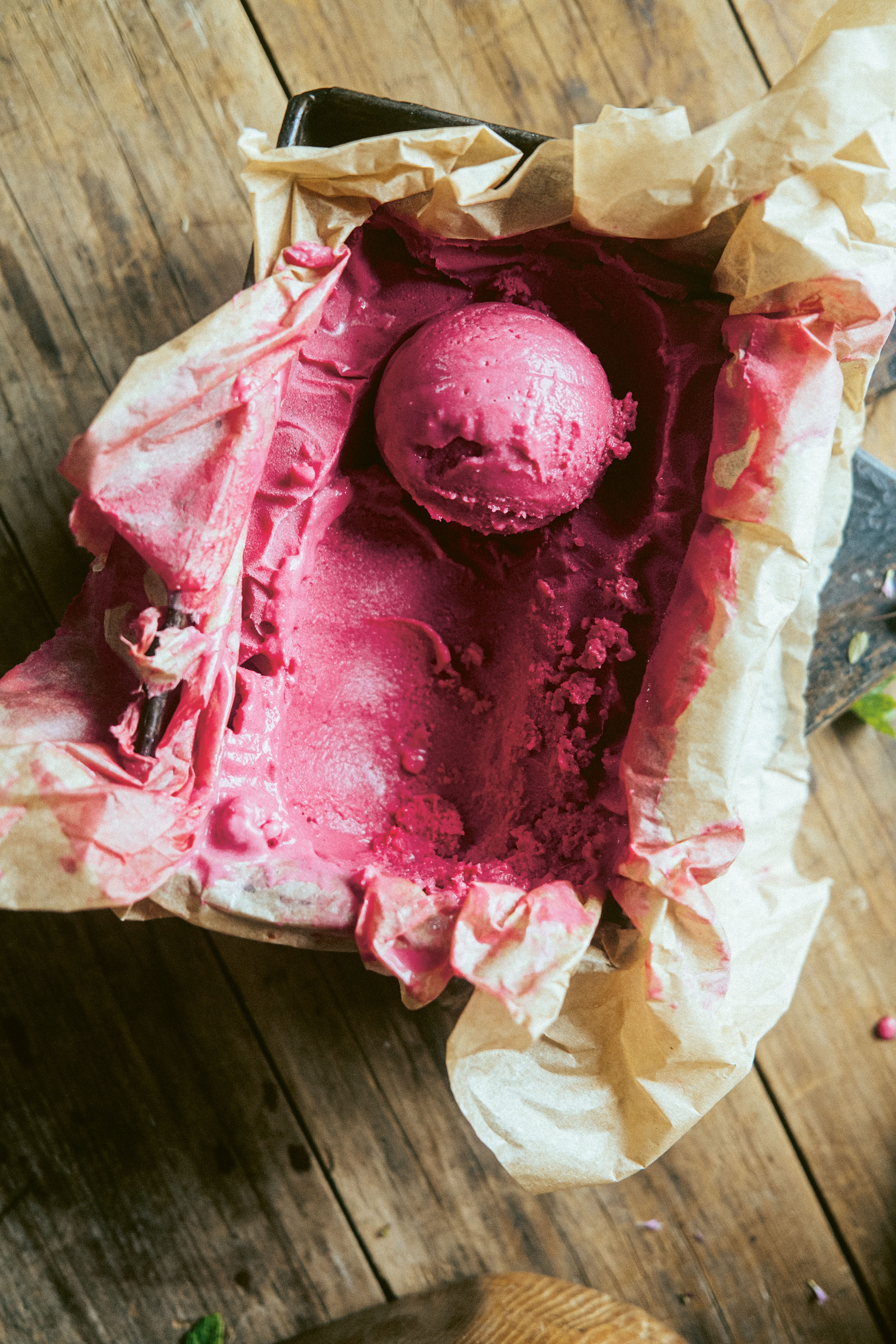 BEETROOT AND CARDAMOM ICE CREAM
