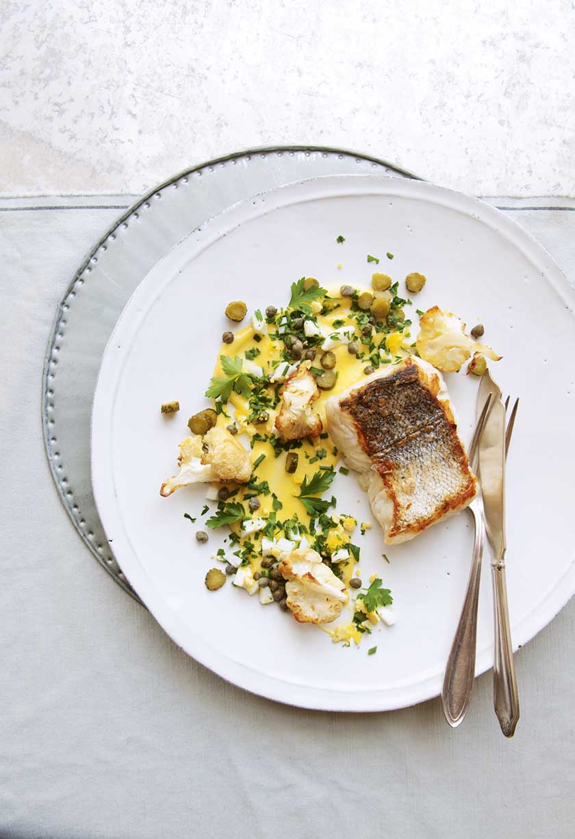 Crispy hake fillet and roasted cauliflower with sauce gribiche