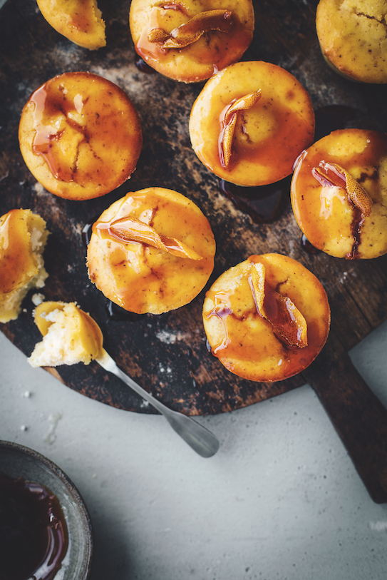 Lemon Muffins with Cream Cheese Filling screenshot