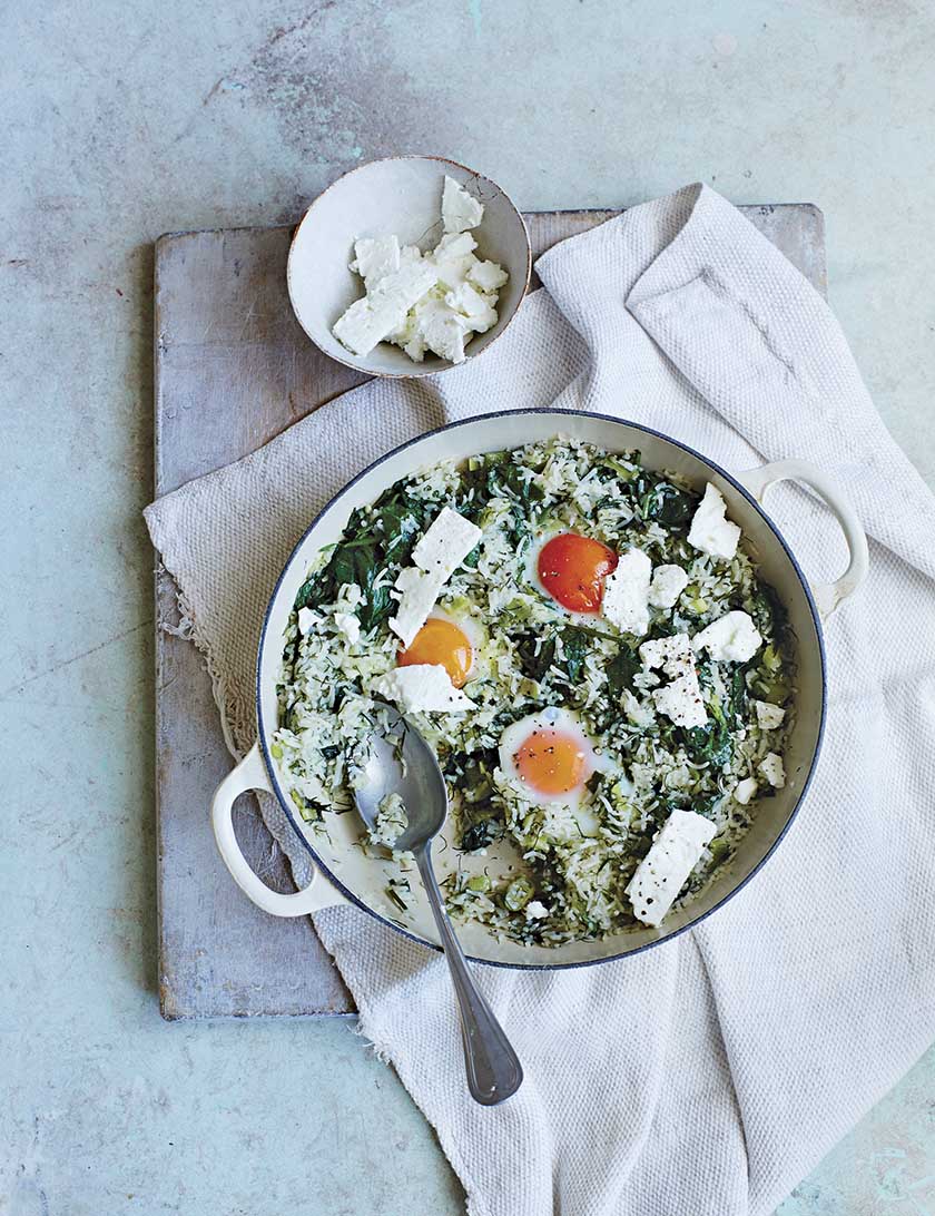 Rice, spinach and eggs with feta