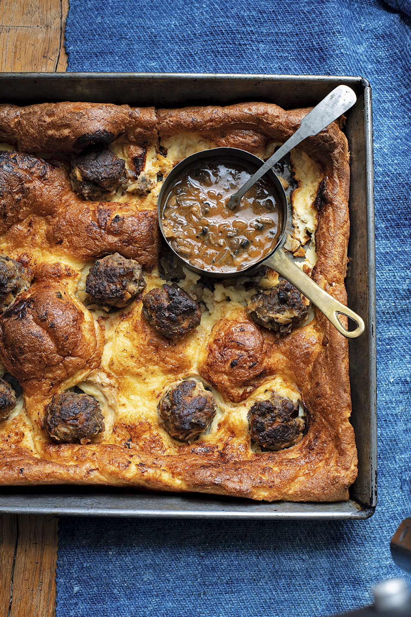 TOAD IN THE HOLE 4789