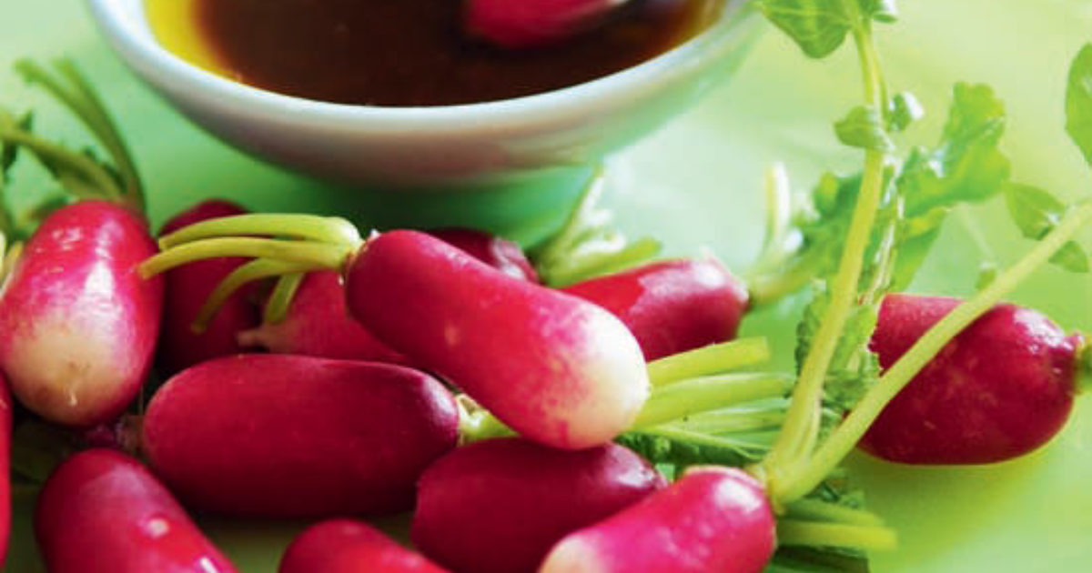 Food and Travel Magazine | Radishes with bagna cauda