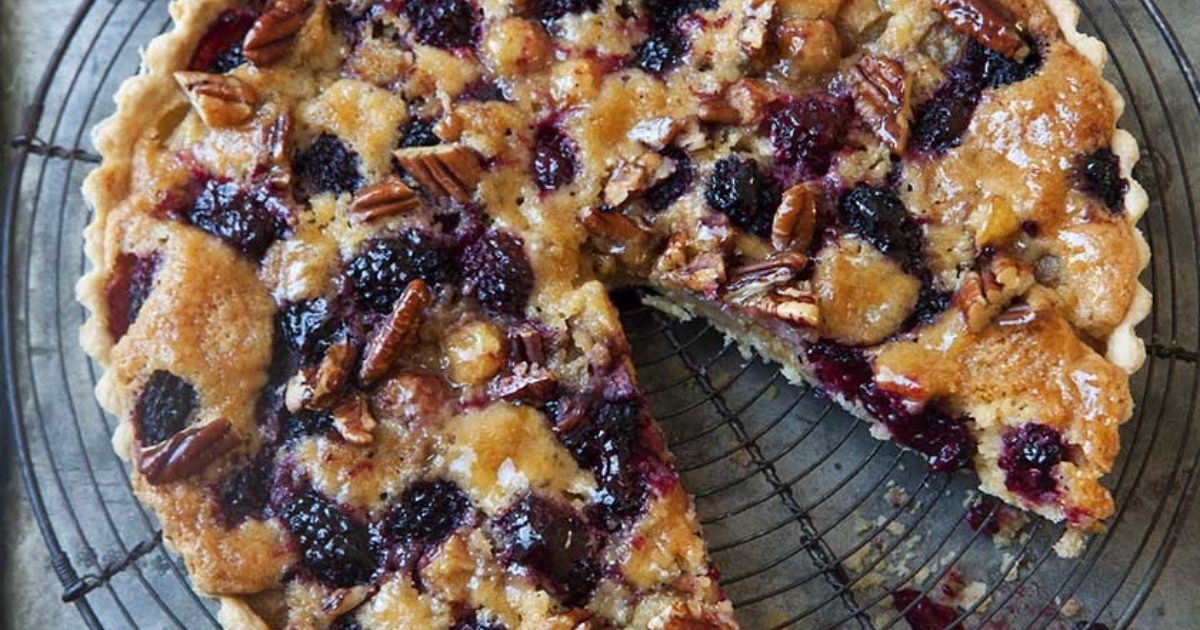 Food and Travel Magazine | Blackberry, pear and pecan tart