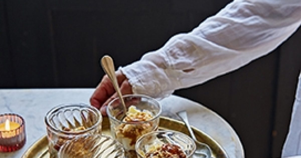 Food and Travel Magazine | Salted caramel cheesecake pots
