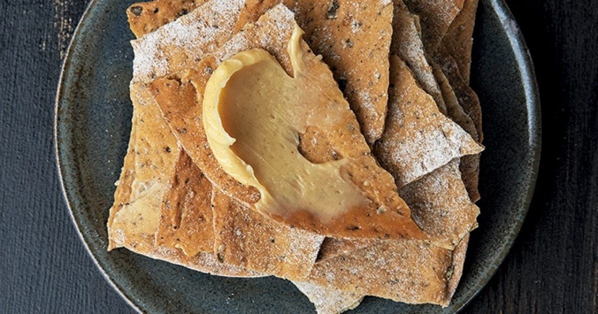 Food and Travel Magazine | Spelt and rye crispbread