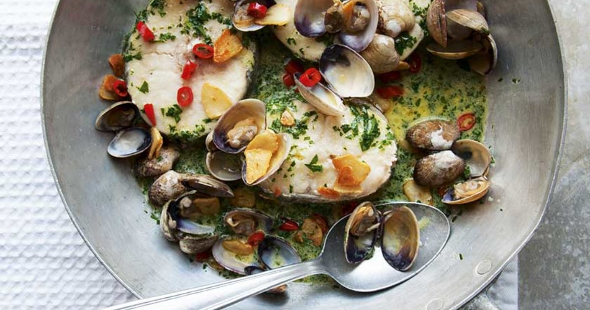 Hake steaks in green sauce with clams Food and Travel magazine