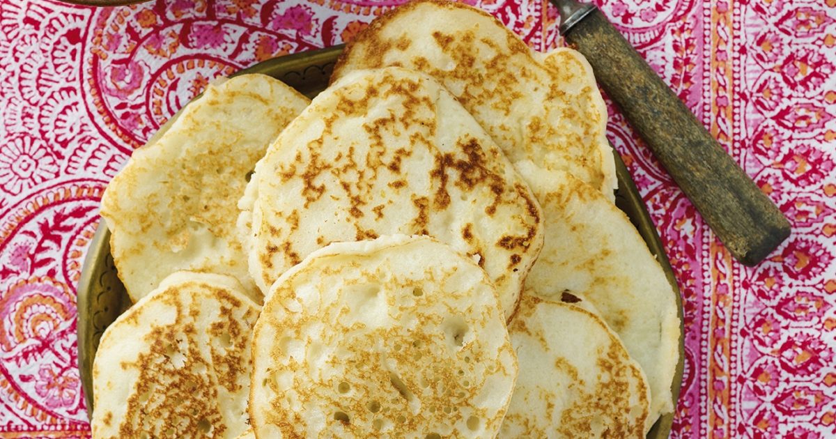 Food and Travel Magazine | Kallappam (rice pancakes)