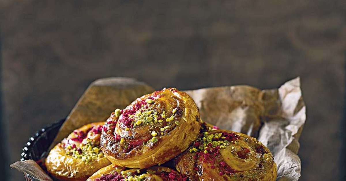 Food and Travel Magazine | Pistachio and raspberry swirls