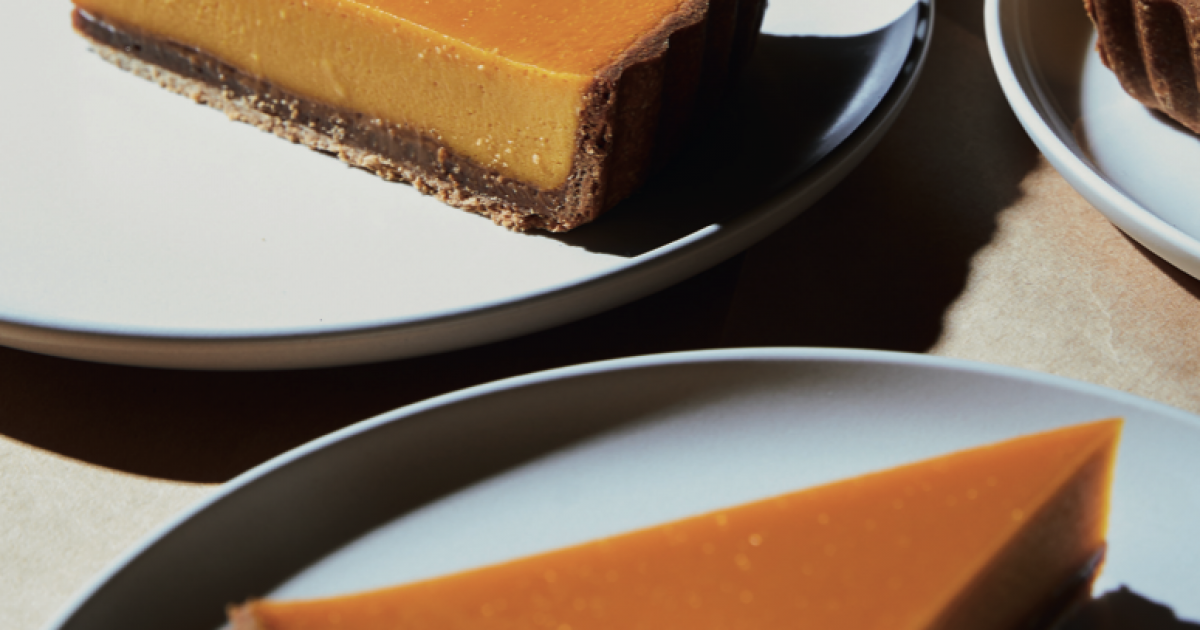 Food and Travel Magazine | Pumpkin and spiced caramel tart
