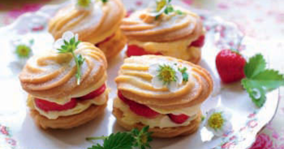 Strawberry and clotted cream whirls | Food and Travel magazine