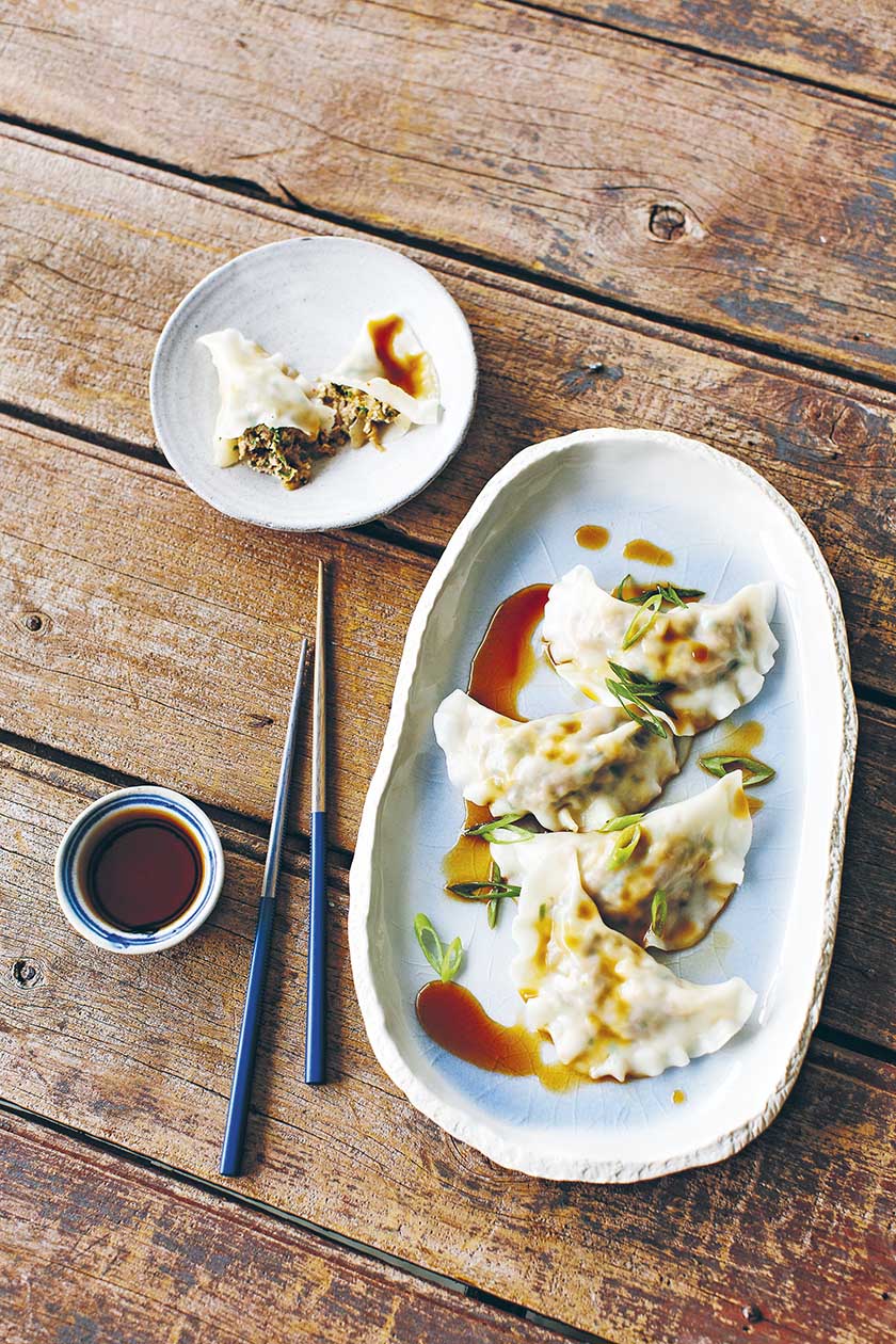 Steamed kimchi dumplings