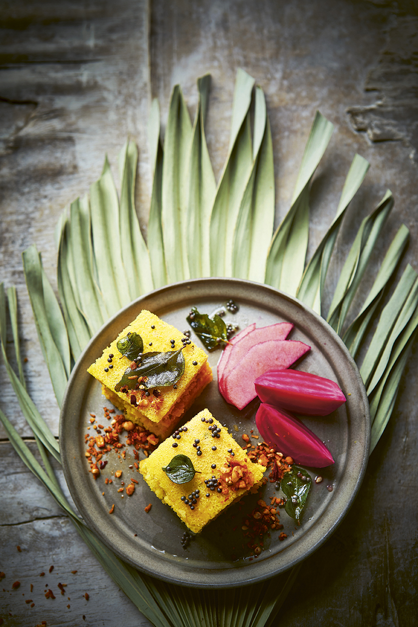 P73 Apples and roots dhokla salad