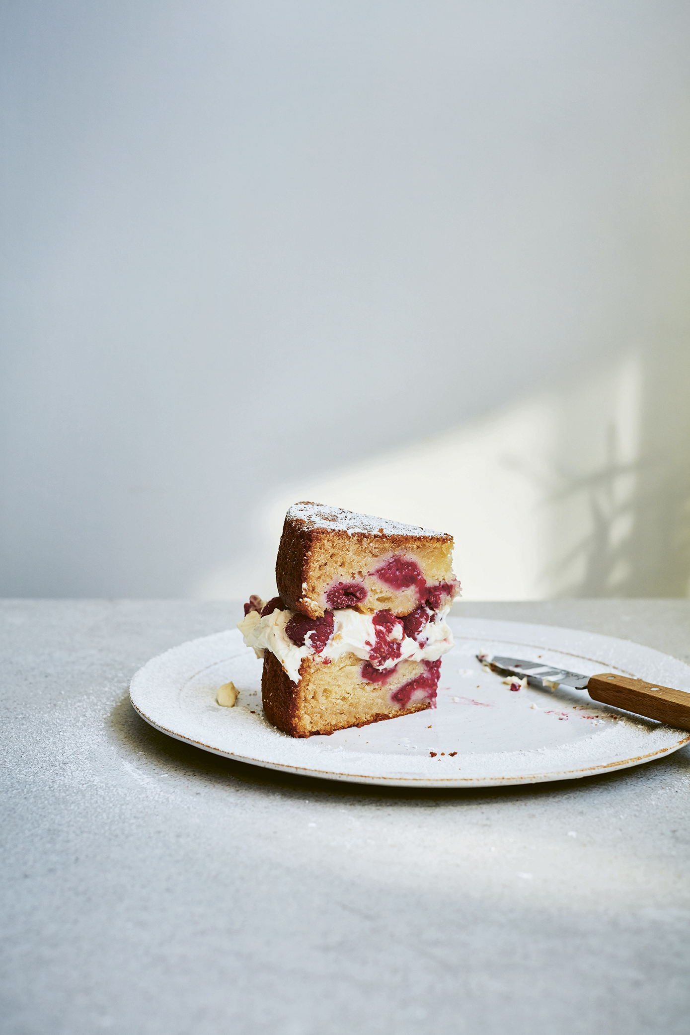 Raspberry yoghurt honey cake