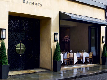 Daphnes Exterior21