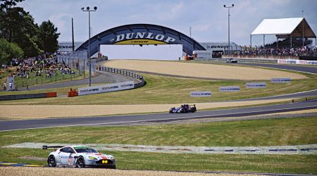 Aston Martin Racing Fin