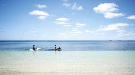 Fiji  Ftuk   Laucala Island Beach Bar   12648