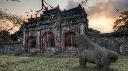 Hue  Minh  Mang  Tomb  Gate 001