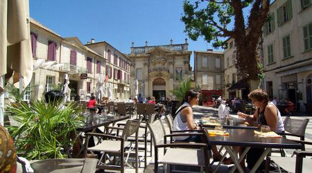 Place Crillon Avignon  Tourisme  C  Rodde