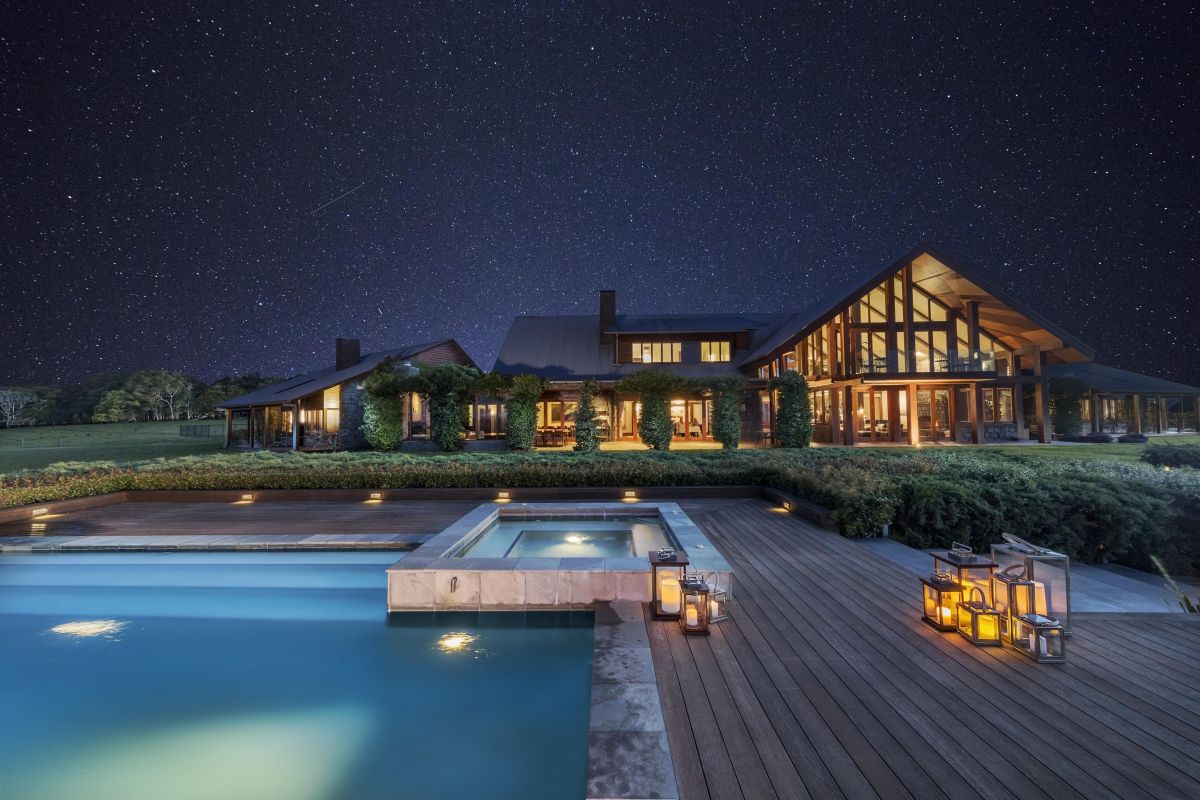 Spicers Peak Lodge Starry Night