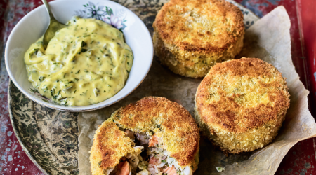 Cod, smoked haddock and trout fishcakes with tartar sauce