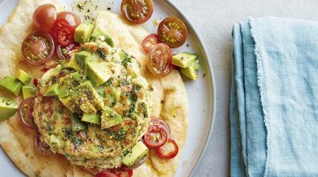 Halloumi burgers with lemon and mint