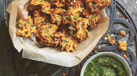 Carrot and herb pakoras