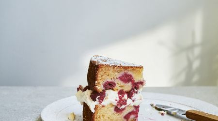Raspberry yoghurt honey cake