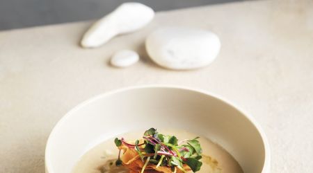 Scallop and Jerusalem soup tac