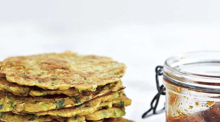 Carrot and chickpea pancakes