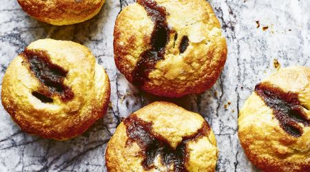 170523 Bold Shoot 2 buttered rum and raisin eccles cake V2