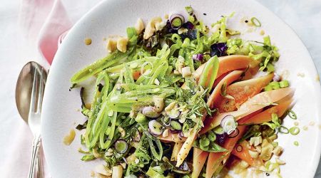 Papaya and peanut salad