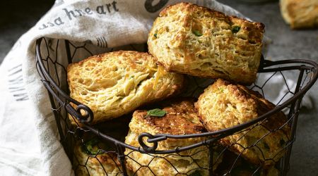 051 TUNC 9781984862228 lay art r1