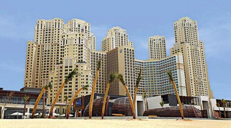 Amwaj  Rotana    Jumeirah  Beach